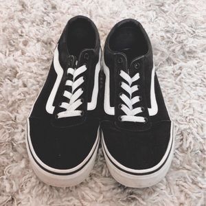 Black Vans